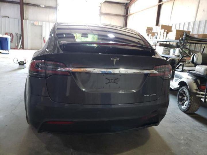 Продам Tesla Model X  Long Range 100 kWh (422 лс)  2019 года в Черновцах