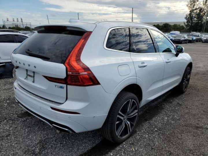 Продам Volvo XC60 T5 R-DESIGN 2018 года в г. Коломыя, Ивано-Франковская область