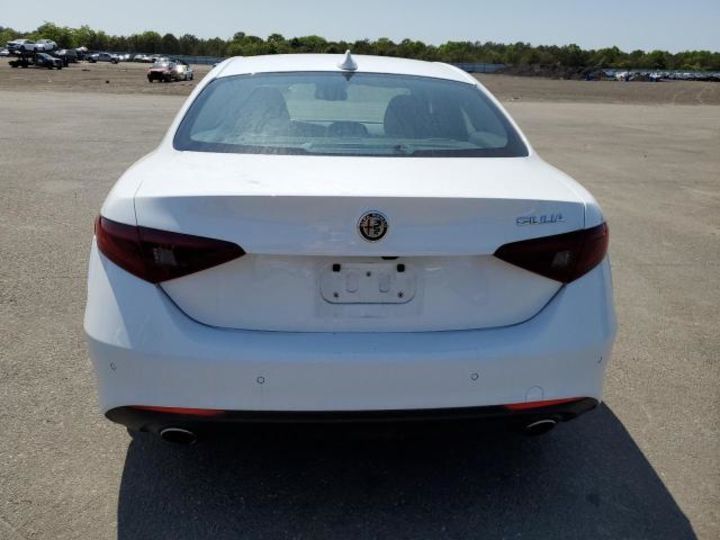 Продам Alfa Romeo Giulia TI 2017 года в г. Волочиск, Хмельницкая область