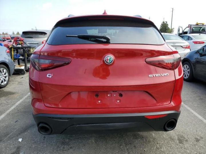 Продам Alfa Romeo Stelvio 2020 года в Киеве