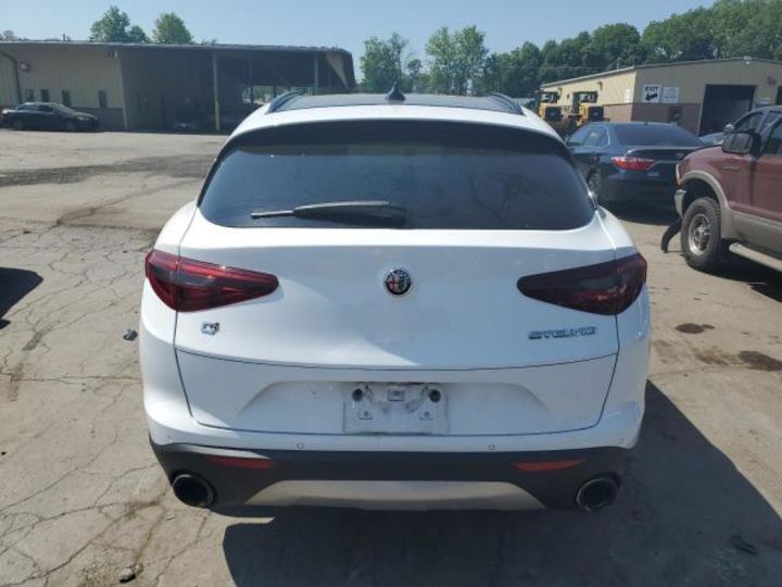 Продам Alfa Romeo Stelvio  SPORT 2018 года в г. Коростень, Житомирская область