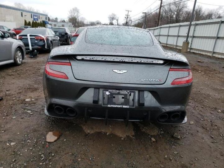 Продам Aston Martin Vanquish S 2017 года в Киеве