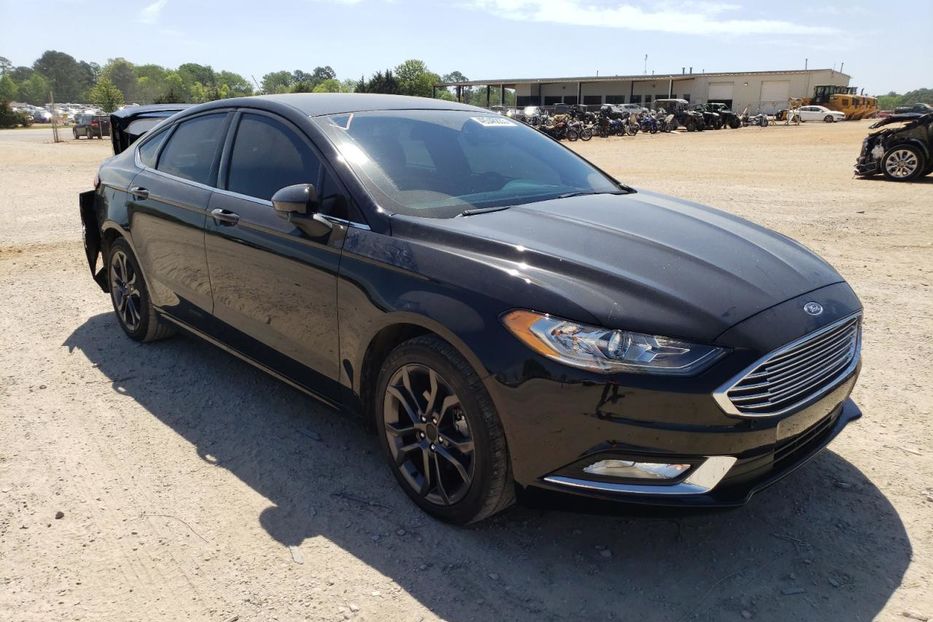 Продам Ford Fusion SE 2018 года в Луцке