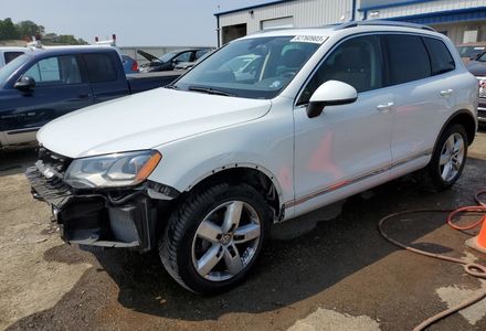 Продам Volkswagen Touareg TDI 2014 года в Киеве