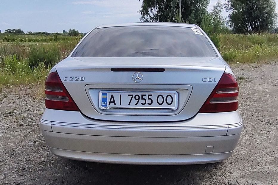 Продам Mercedes-Benz 220 2000 года в Киеве