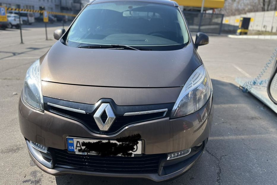 Продам Renault Scenic 2013 года в Харькове