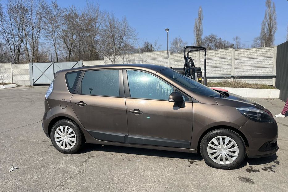 Продам Renault Scenic 2013 года в Харькове