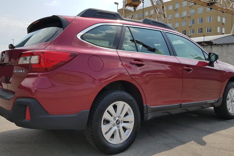 Продам Subaru Outback 2.5I (BS) 2017 года в Киеве