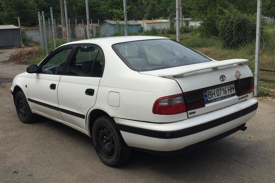 Продам Toyota Carina 1993 года в Одессе