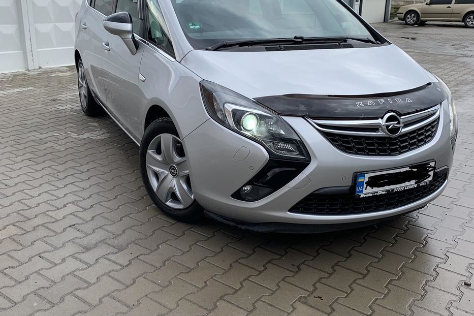 Продам Opel Zafira С 2012 года в Львове