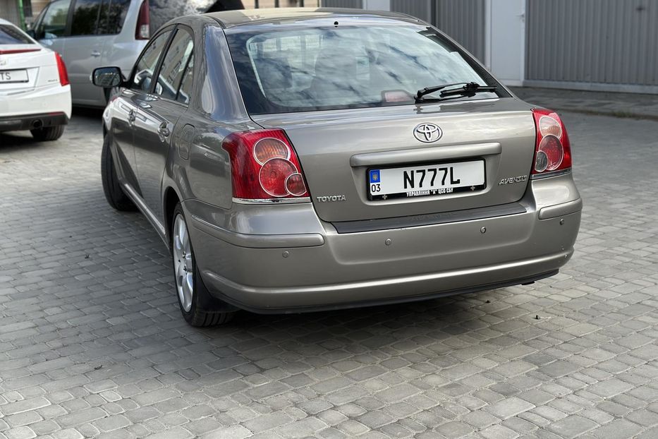 Продам Toyota Avensis 2006 года в Луцке