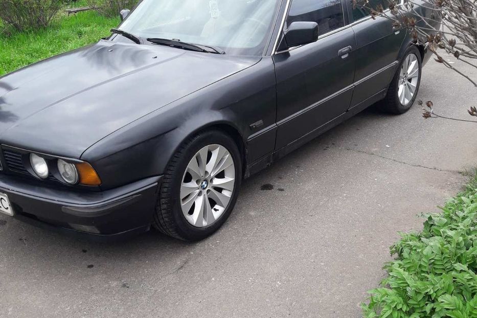 Продам BMW 520 1989 года в г. Черноморское, Одесская область