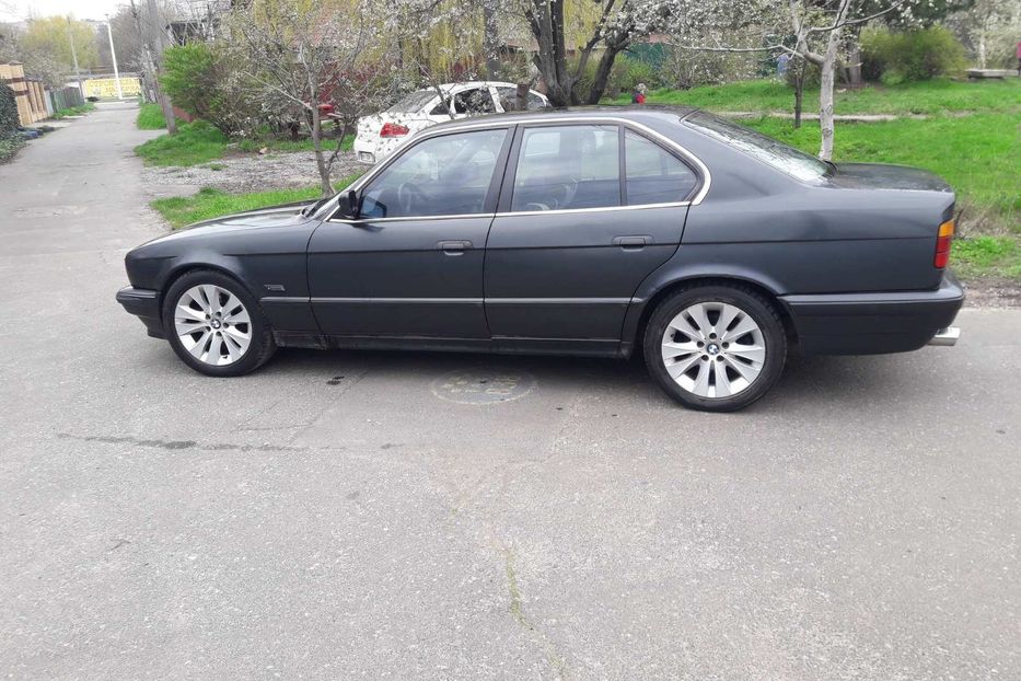 Продам BMW 520 1989 года в г. Черноморское, Одесская область