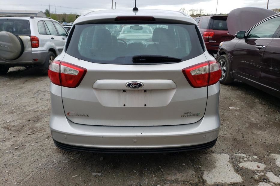 Продам Ford C-Max 2014 года в Киеве