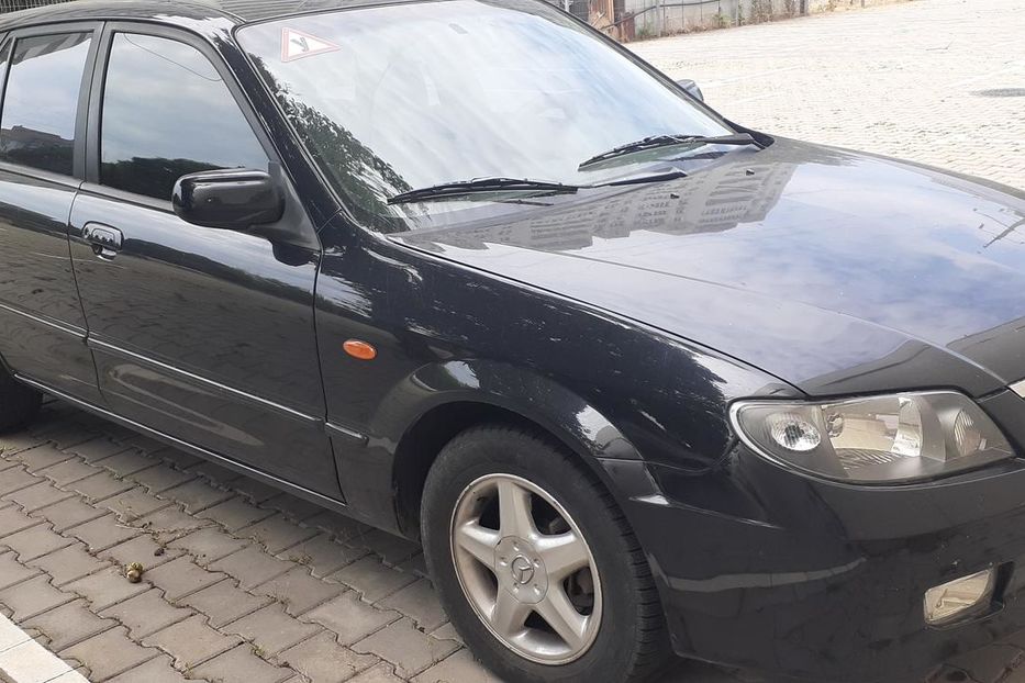 Продам Mazda 323 2003 года в Одессе