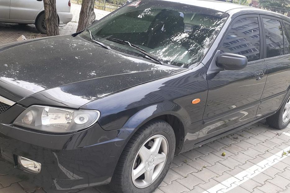 Продам Mazda 323 2003 года в Одессе