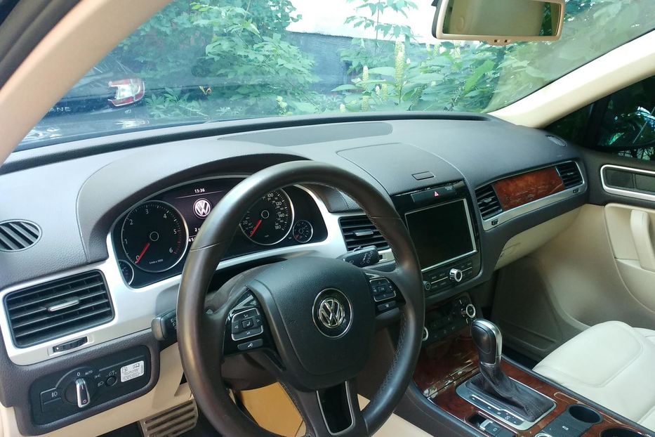 Продам Volkswagen Touareg Lux-Panorama FL 2013 года в г. Белая Церковь, Киевская область