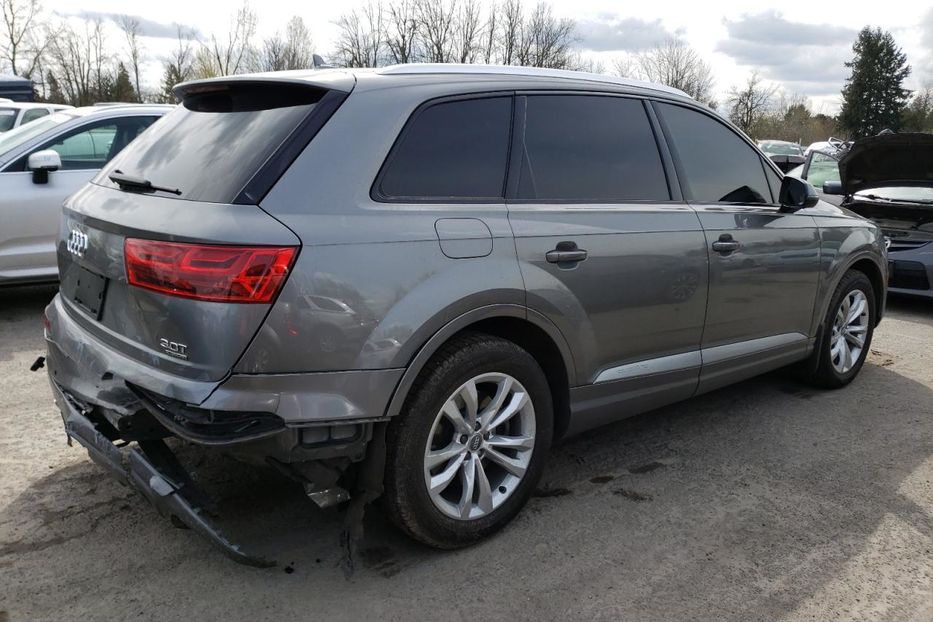 Продам Audi Q7 Premium  2017 года в Киеве