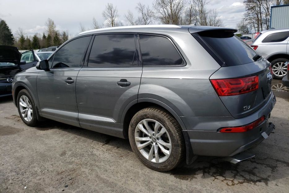 Продам Audi Q7 Premium  2017 года в Киеве