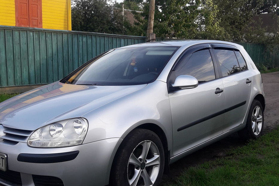 Продам Volkswagen Golf V 2004 года в Чернигове