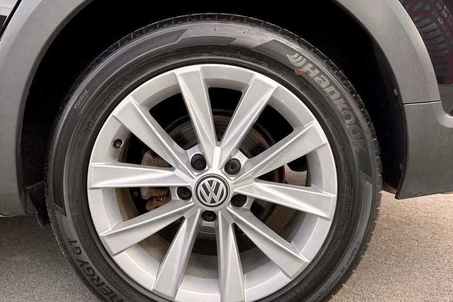 Продам Volkswagen Golf VII ALLTRACK 2018 года в Виннице