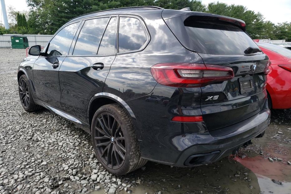 Продам BMW X5 2022 года в Киеве