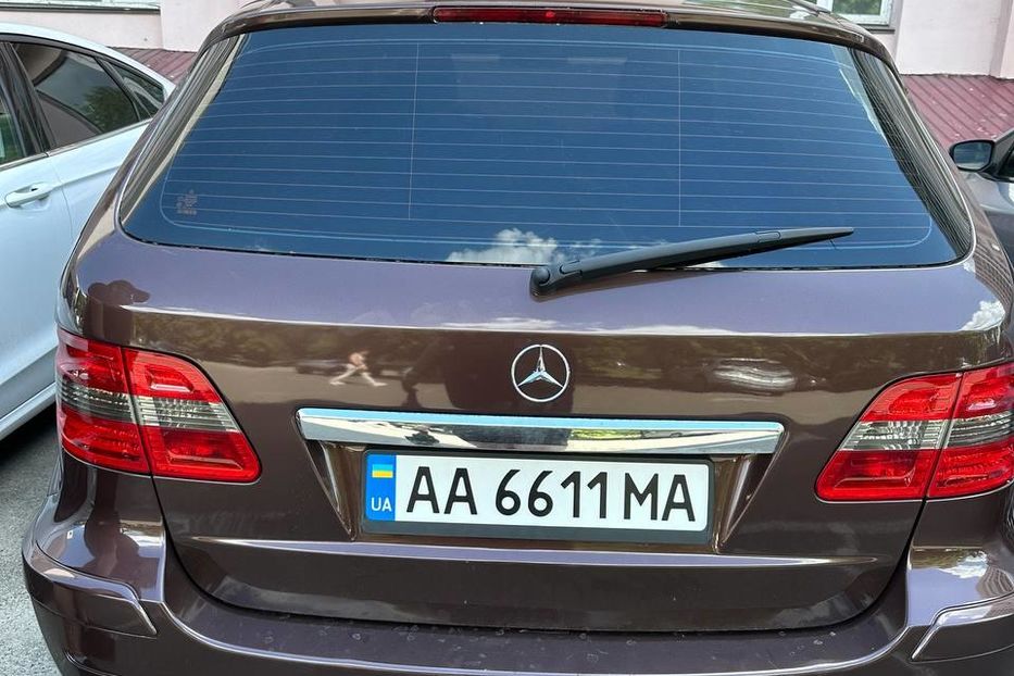 Продам Mercedes-Benz B 180 W245 B180 CDI 2008 года в Киеве