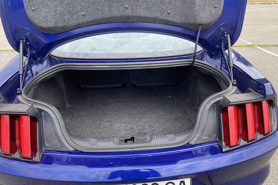 Продам Ford Mustang 2015 года в Киеве