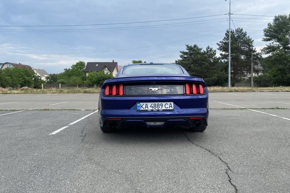 Продам Ford Mustang 2015 года в Киеве