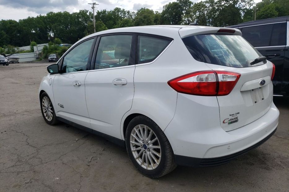 Продам Ford C-Max Premium  2014 года в Киеве