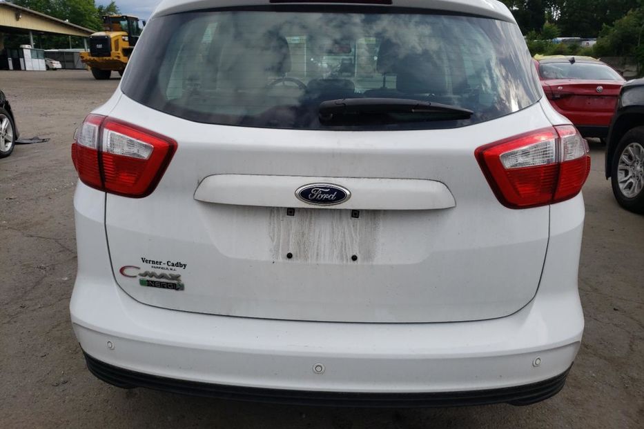 Продам Ford C-Max Premium  2014 года в Киеве