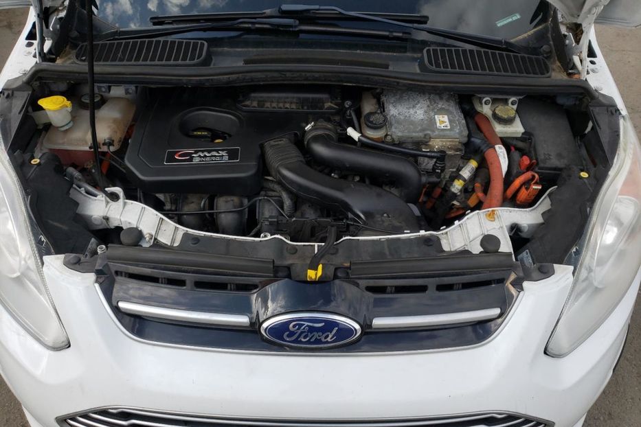 Продам Ford C-Max Premium  2014 года в Киеве