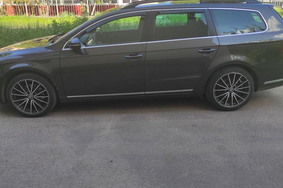 Продам Volkswagen Passat B7 2013 года в Житомире