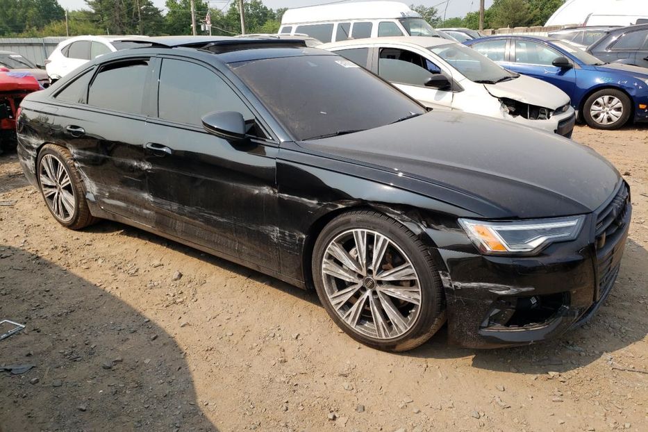 Продам Audi A6 2022 года в Киеве