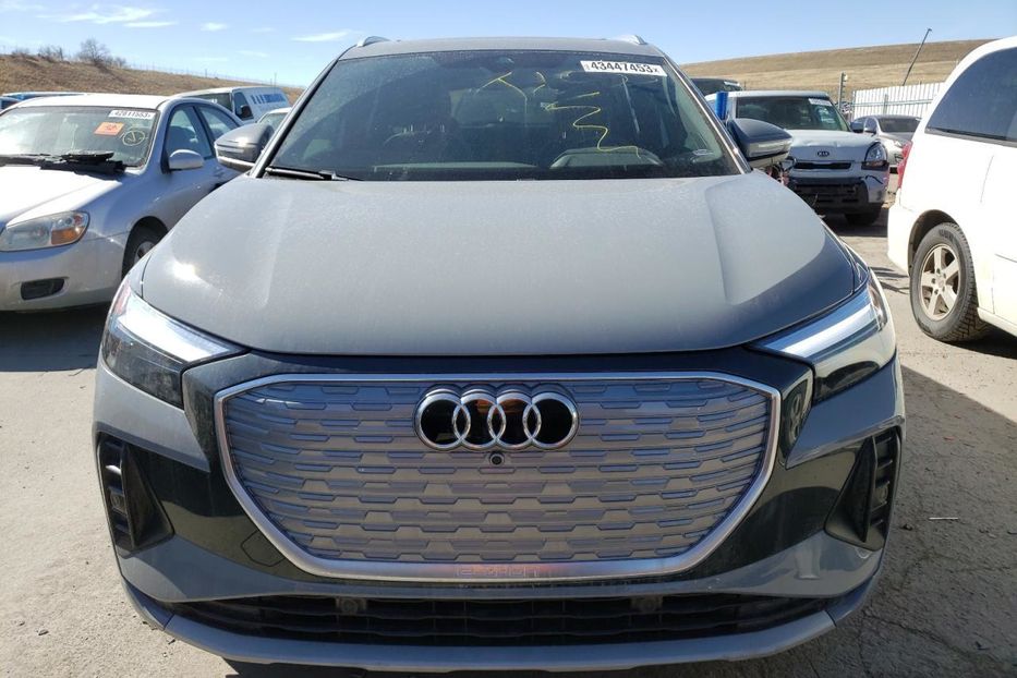 Продам Audi Q3 Q4 2020 года в Луцке