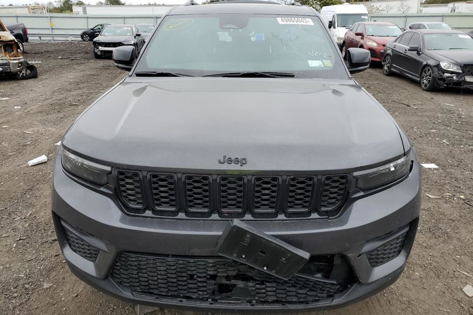 Продам Jeep Grand Cherokee 2022 года в Киеве