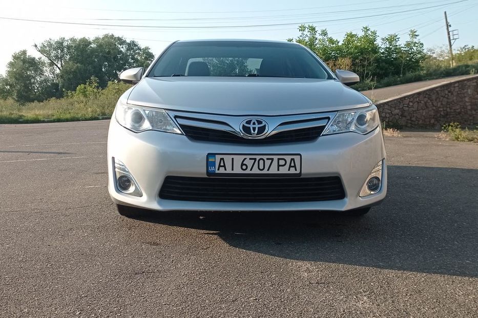 Продам Toyota Camry 2012 года в Киеве