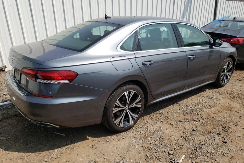 Продам Volkswagen Passat B8 2021 года в Киеве