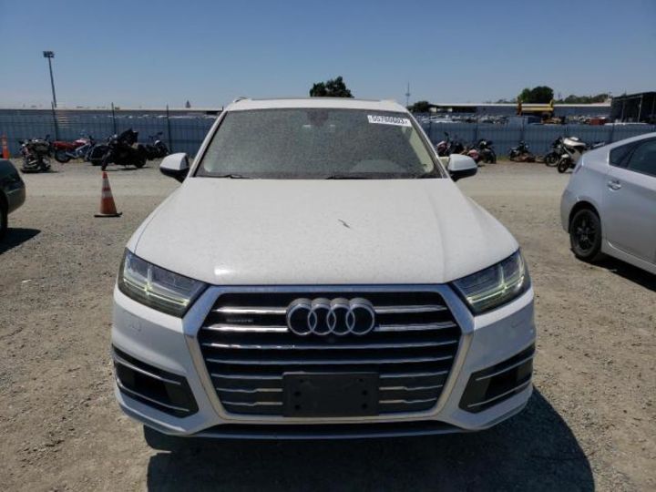 Продам Audi Q7 2017 года в Одессе