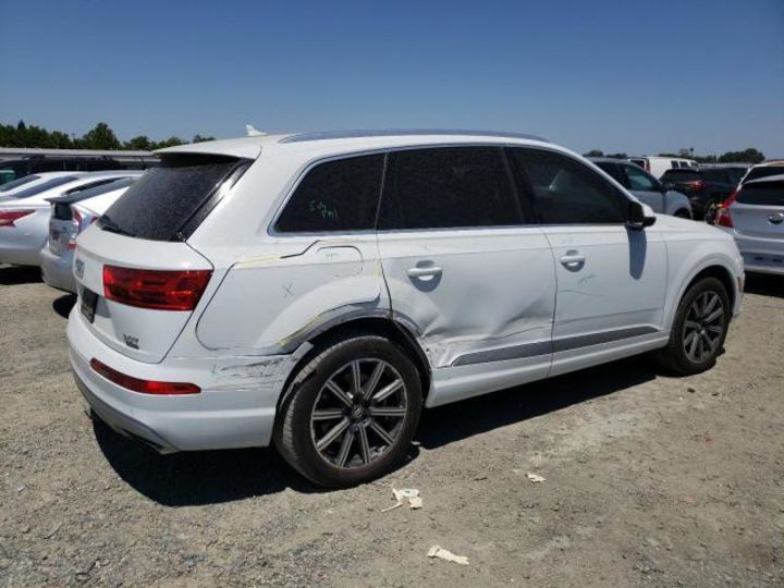 Продам Audi Q7 2017 года в Одессе