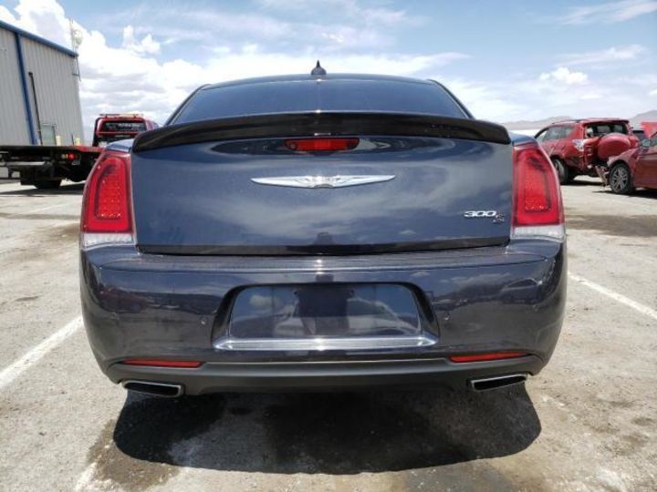 Продам Chrysler 300 S 2018 года в Одессе