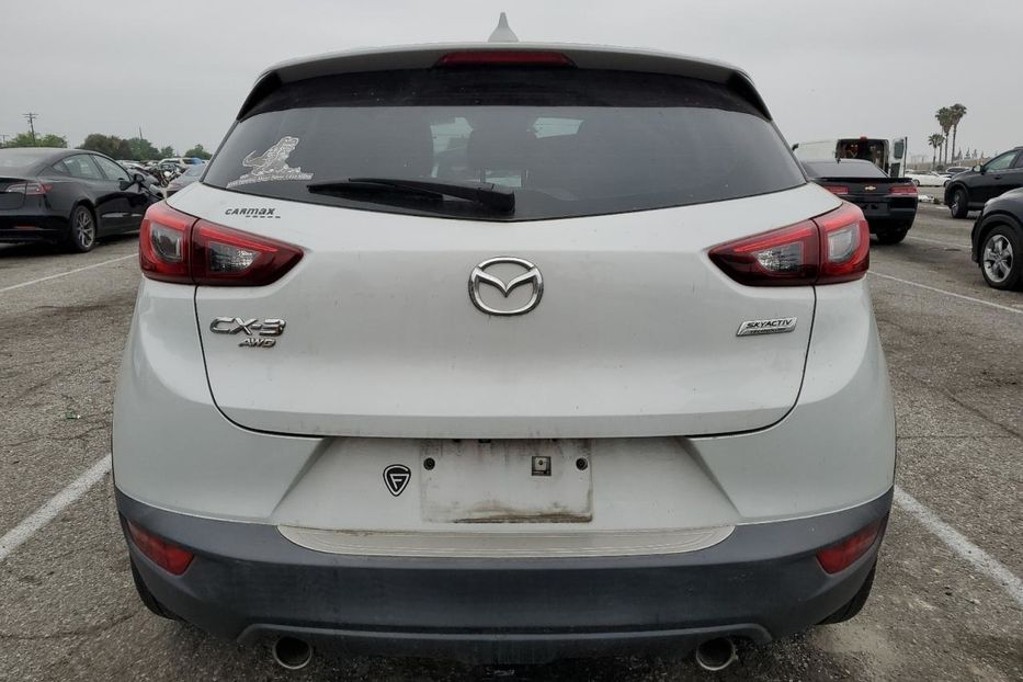 Продам Mazda CX-3 2015 года в Луцке