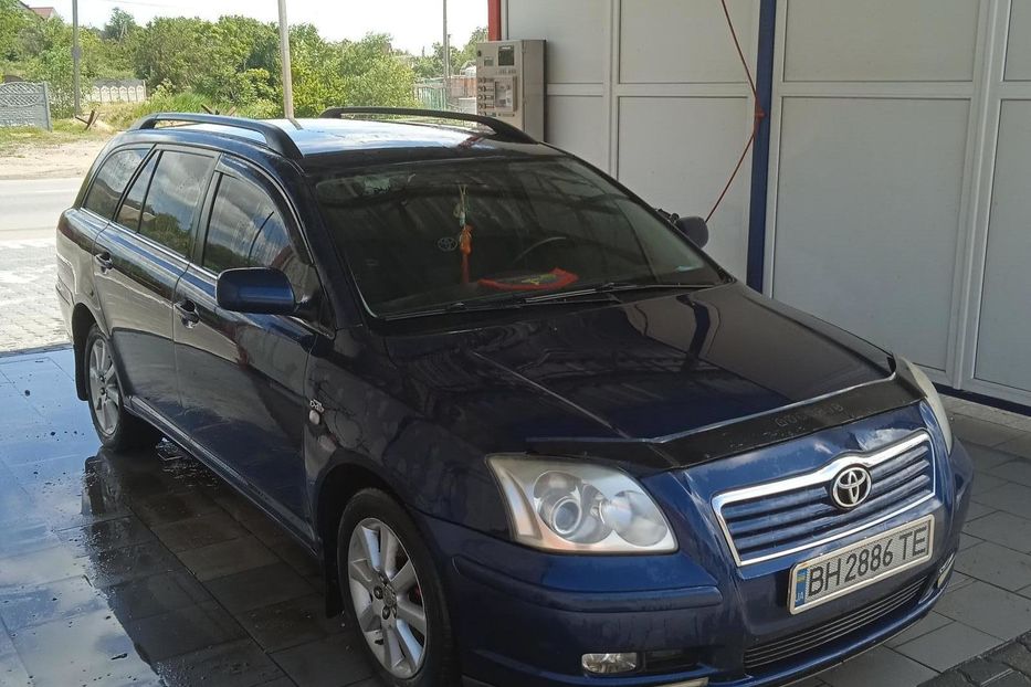 Продам Toyota Avensis 2003 года в Одессе