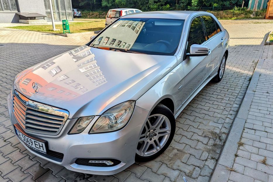 Продам Mercedes-Benz E-Class 2.2 cdi 2009 года в Черновцах