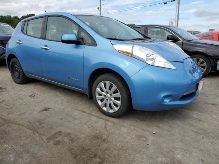 Продам Nissan Leaf 2014 года в Киеве