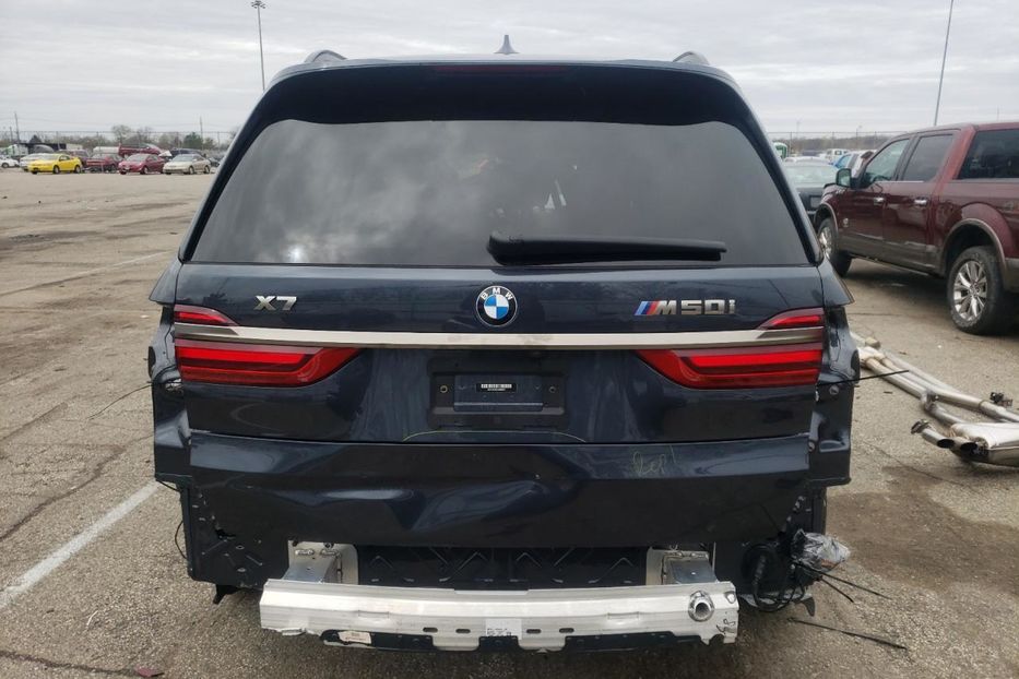 Продам BMW X7 2022 года в Киеве