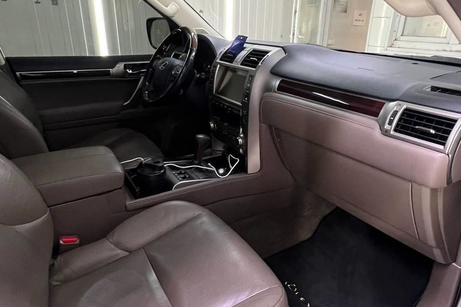 Продам Lexus GX 460 2016 года в Днепре