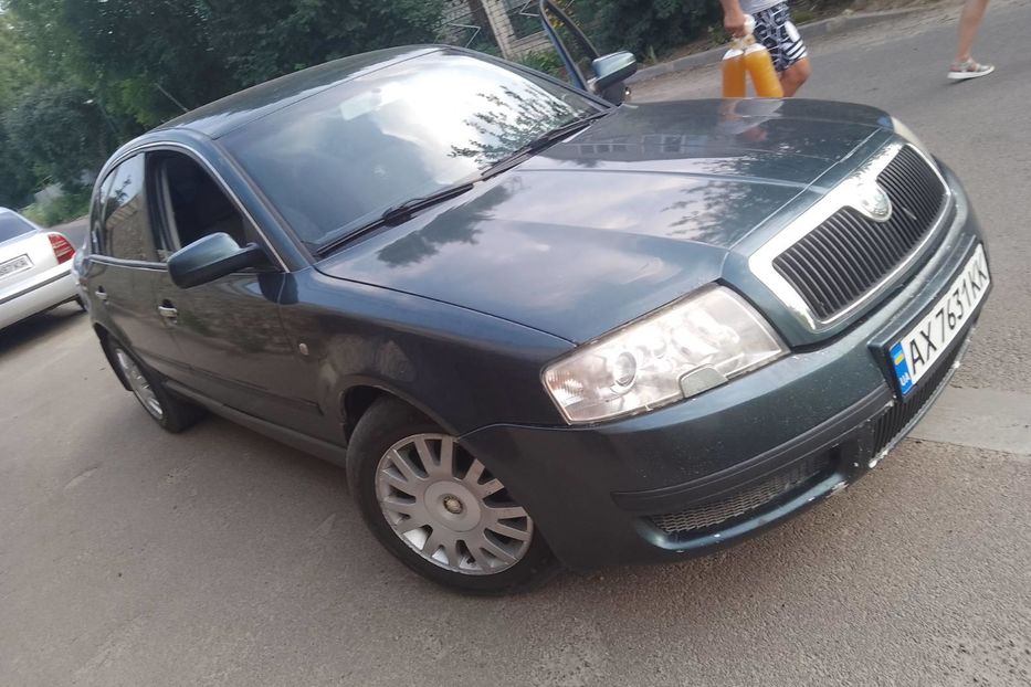 Продам Skoda Superb 2003 года в Харькове