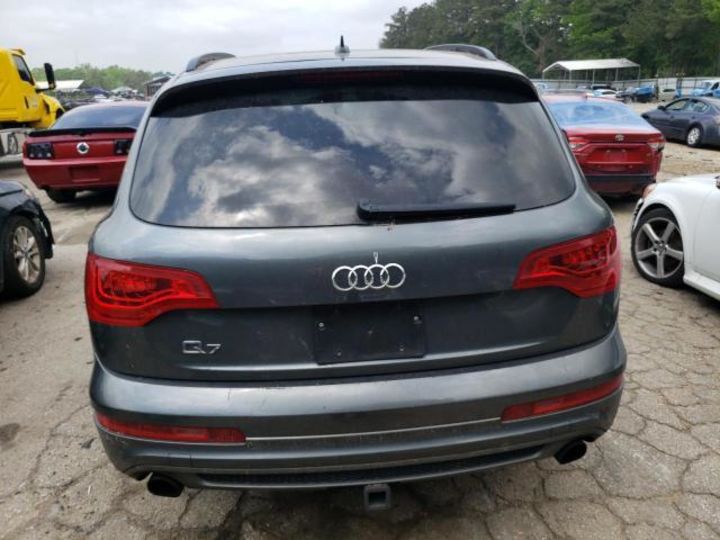 Продам Audi Q7 2013 года в Киеве