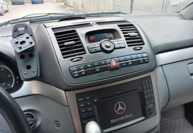 Продам Mercedes-Benz Viano пасс. 2010 года в Днепре